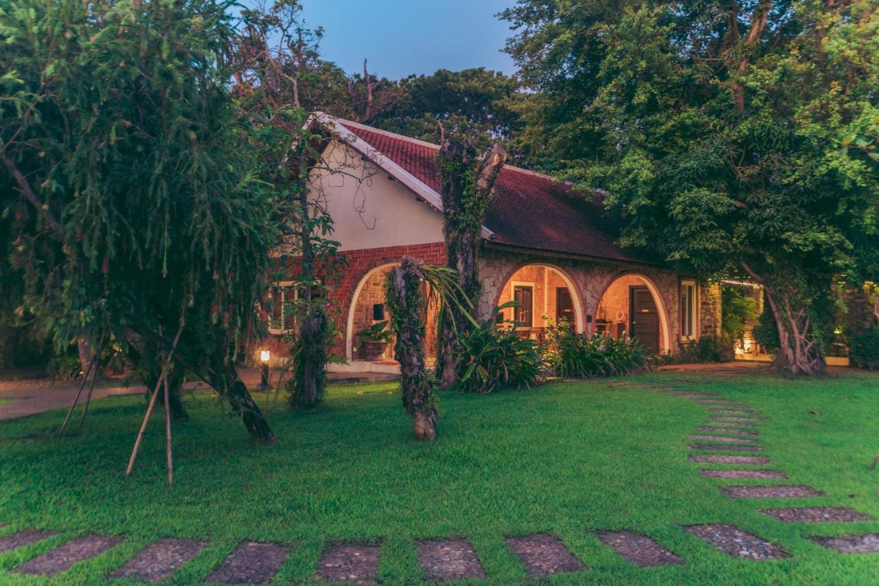 Samanea Beach Resort&Spa Kep Exterior foto